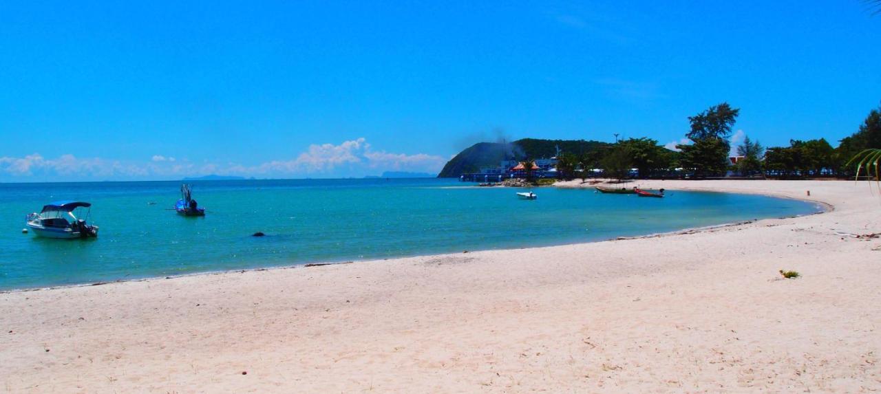 Tea Moon Beach House Thongsala Exterior foto